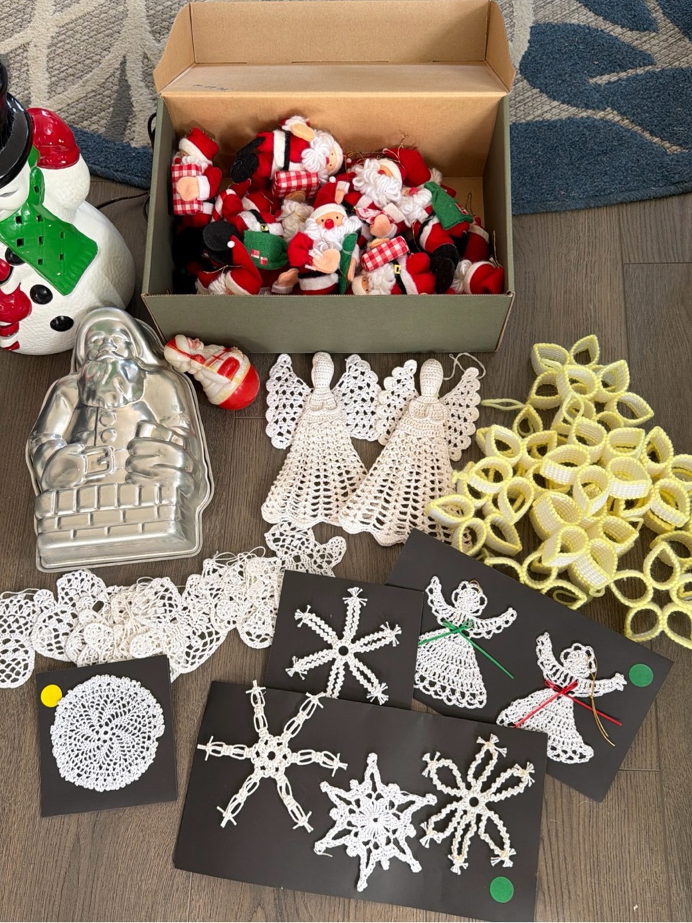 Huge lot Christmas Santa/ Snowman/Snowflakes Ornaments, Cake Pan, Snowman Light.